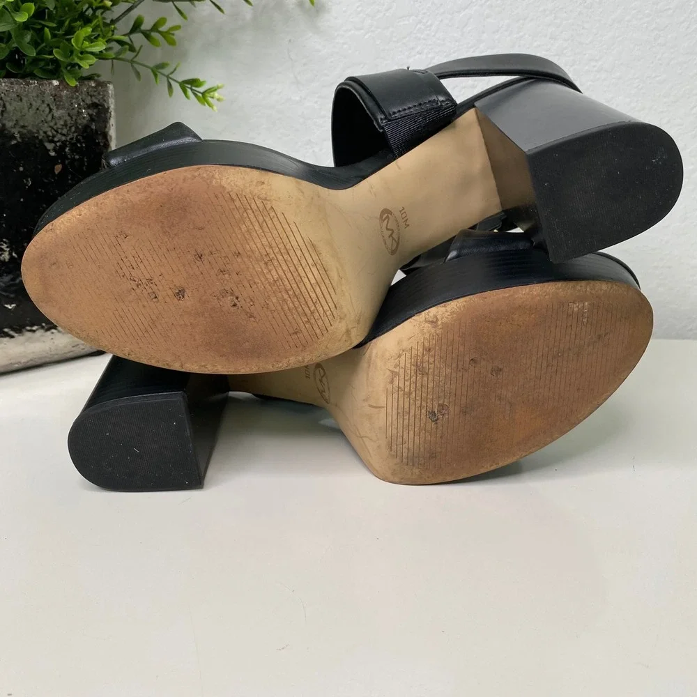 Michael Kors Carmen Black Leather Platform Sandals Heels Block Heel Logo Size 10